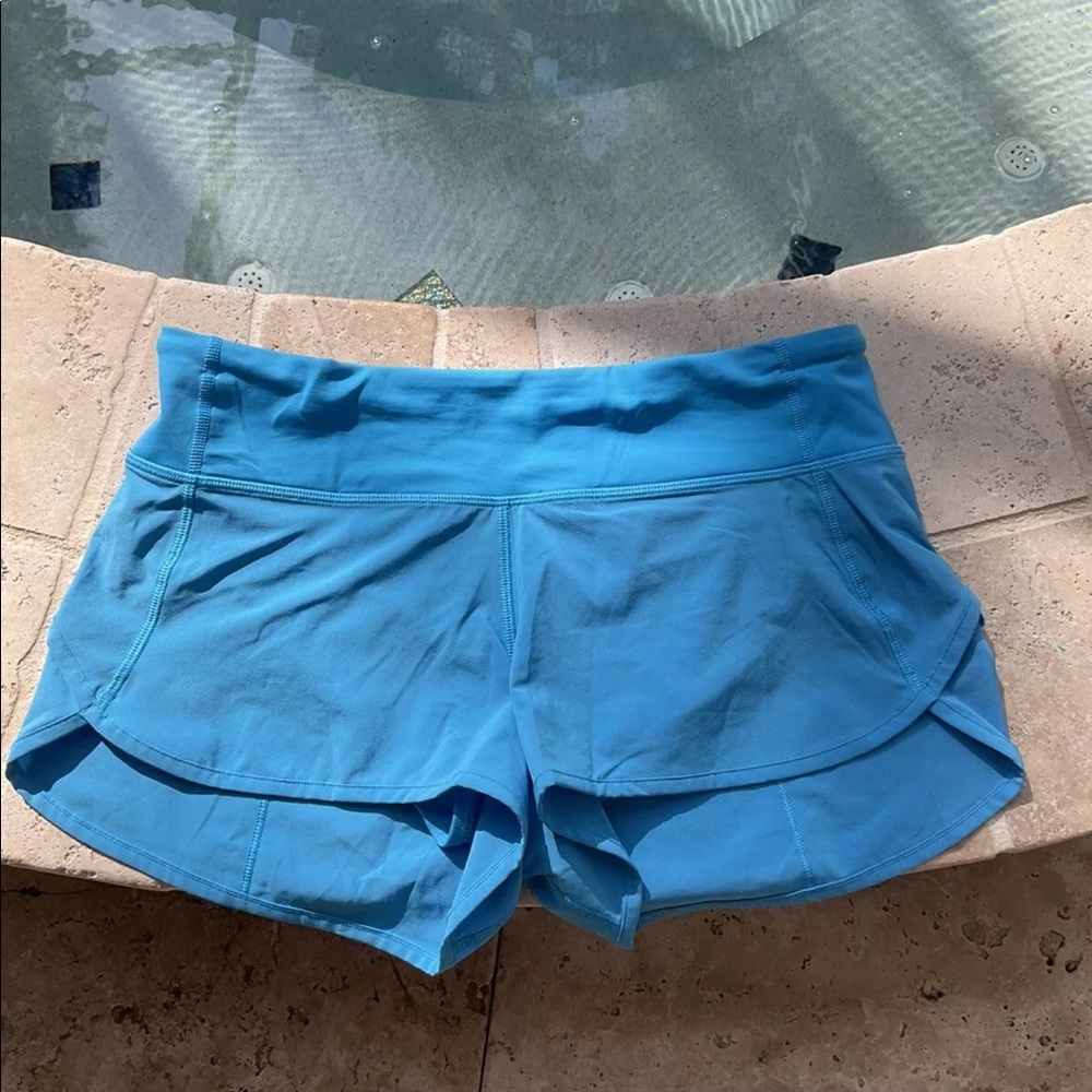 Lululemon Speed Shorts Kayak Blue size 6 NWOT